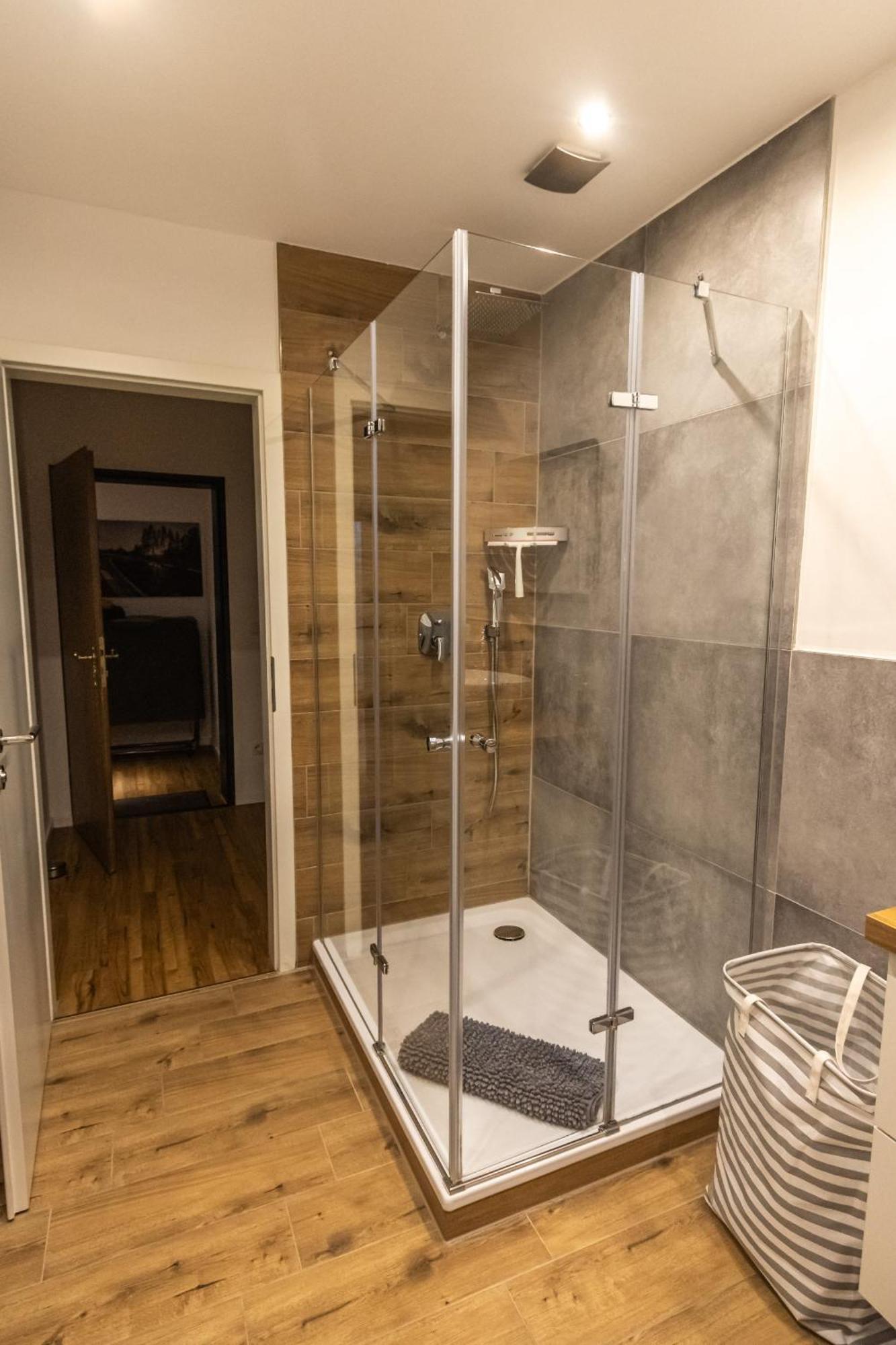 Suedschleife Appartements - Wlan - Direkt Am Ring 莱米拉斯 外观 照片